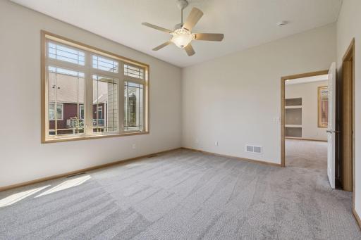 9935 Colorado Lane N, Minneapolis, MN 55445