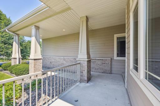 9935 Colorado Lane N, Minneapolis, MN 55445