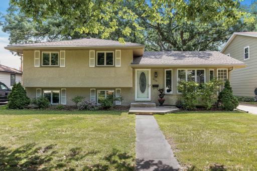 4128 Zane Avenue N, Robbinsdale, MN 55422