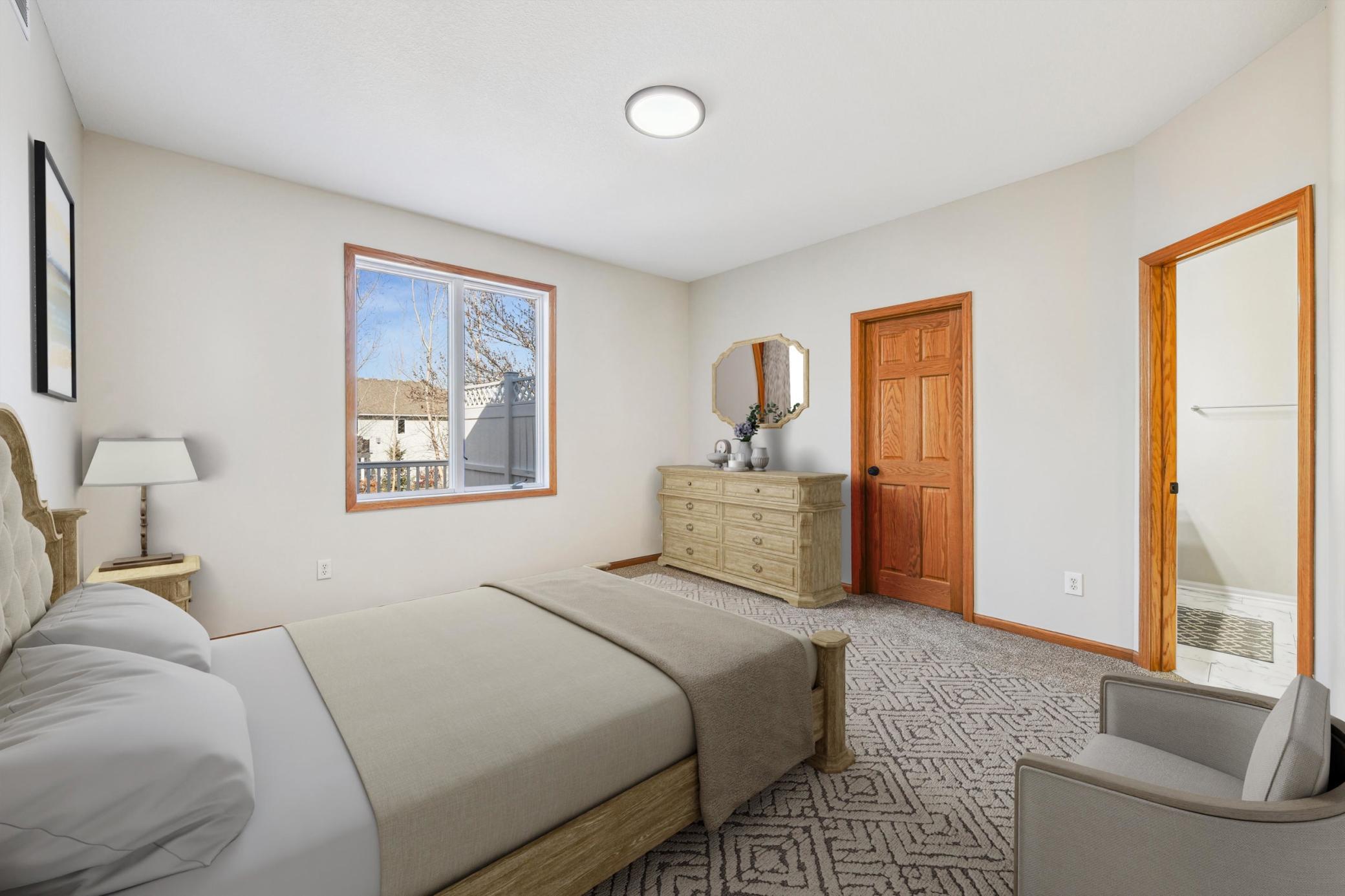 13_masters bed (1).jpg