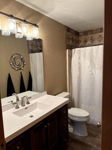 608 11th Avenue SW, Rice, MN 56367
