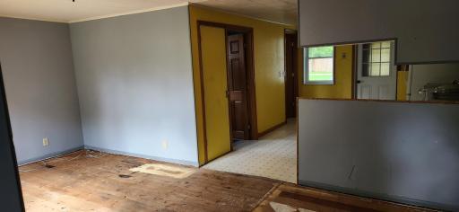 411 Governor Street, Oklee, MN 56742