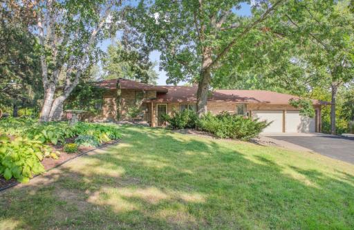 4111 Auburn Drive, Minnetonka, MN 55305