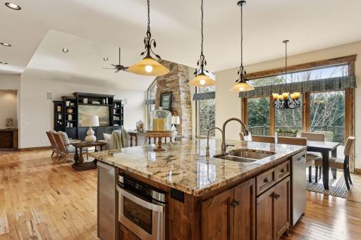 15719 Robinwood Drive, Minnetonka, MN 55345