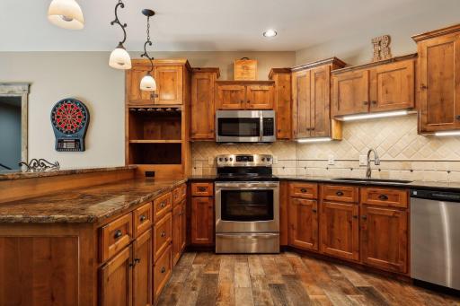 15719 Robinwood Drive, Minnetonka, MN 55345