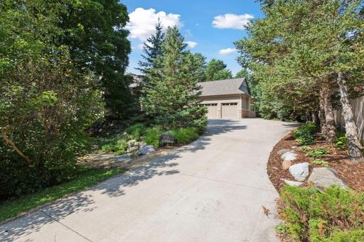 15719 Robinwood Drive, Minnetonka, MN 55345