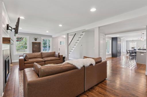 15710 Minnetonka Boulevard, Minnetonka, MN 55345