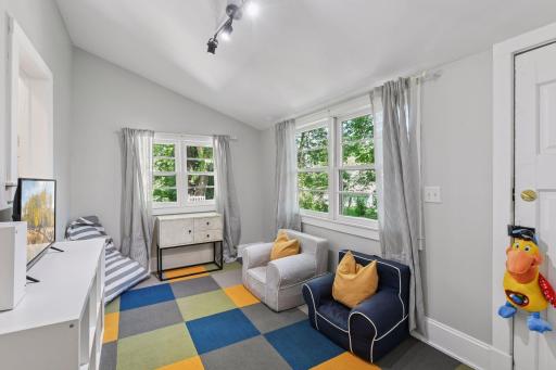 15710 Minnetonka Boulevard, Minnetonka, MN 55345