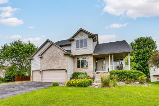 6469 Pheasant Hills Drive, Hugo, MN 55038