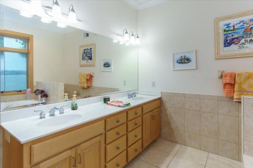 2719 Spring Lake Road SW, Prior Lake, MN 55372