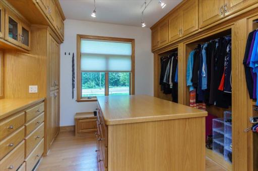 2719 Spring Lake Road SW, Prior Lake, MN 55372