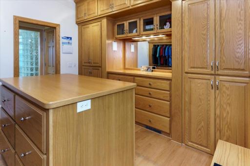 2719 Spring Lake Road SW, Prior Lake, MN 55372
