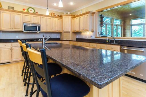 2719 Spring Lake Road SW, Prior Lake, MN 55372