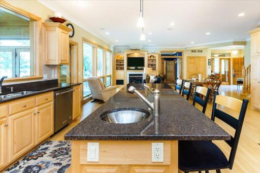 2719 Spring Lake Road SW, Prior Lake, MN 55372
