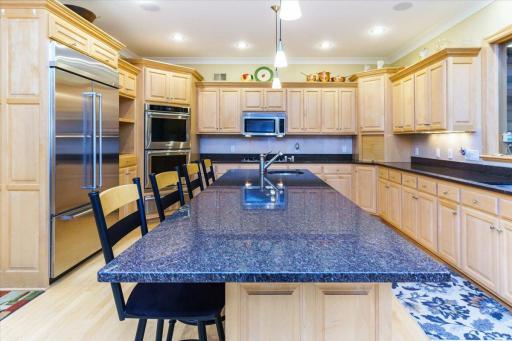 2719 Spring Lake Road SW, Prior Lake, MN 55372