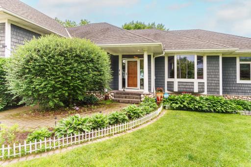 2719 Spring Lake Road SW, Prior Lake, MN 55372