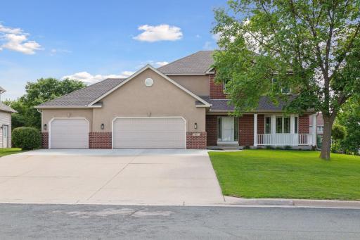 407 Fiddler Avenue SE, New Prague, MN 56071