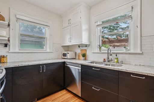 13-web-or-mls-Lafond Ave-2406-013.jpg