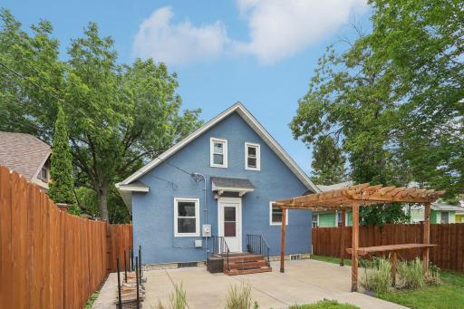 48-web-or-mls-Lafond Ave-2406-048.jpg