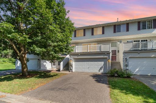 378 Gironde Ct is looking for its next owner to enjoy the ease of Townhome living as well as the peace and tranquiltiy of being positioned on the last street in the neighborhood.
