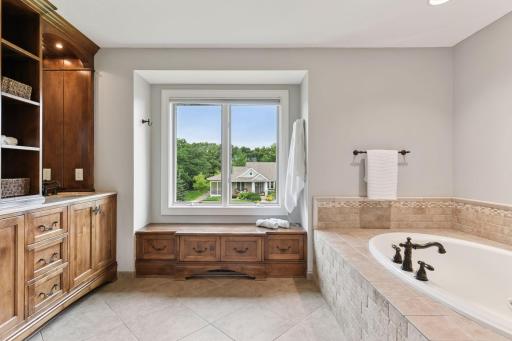 8255 Kelzer Pond Drive, Victoria, MN 55386