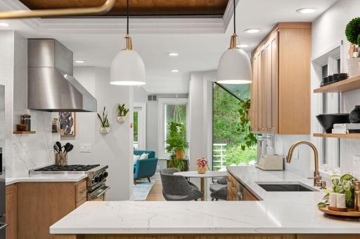 5521 Highland Road, Minnetonka, MN 55345