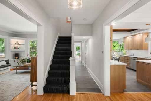 5521 Highland Road, Minnetonka, MN 55345