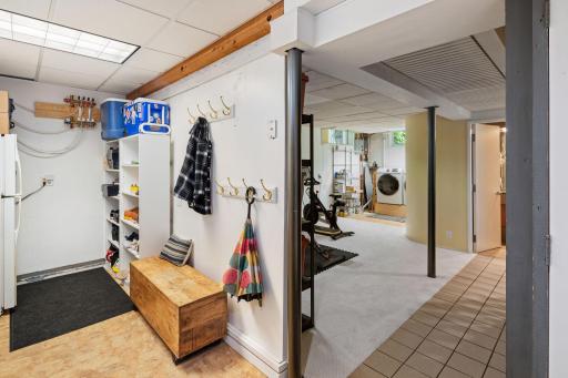5521 Highland Road, Minnetonka, MN 55345