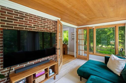 5521 Highland Road, Minnetonka, MN 55345