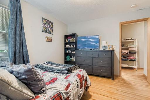 1215 8th Avenue S, South Saint Paul, MN 55075