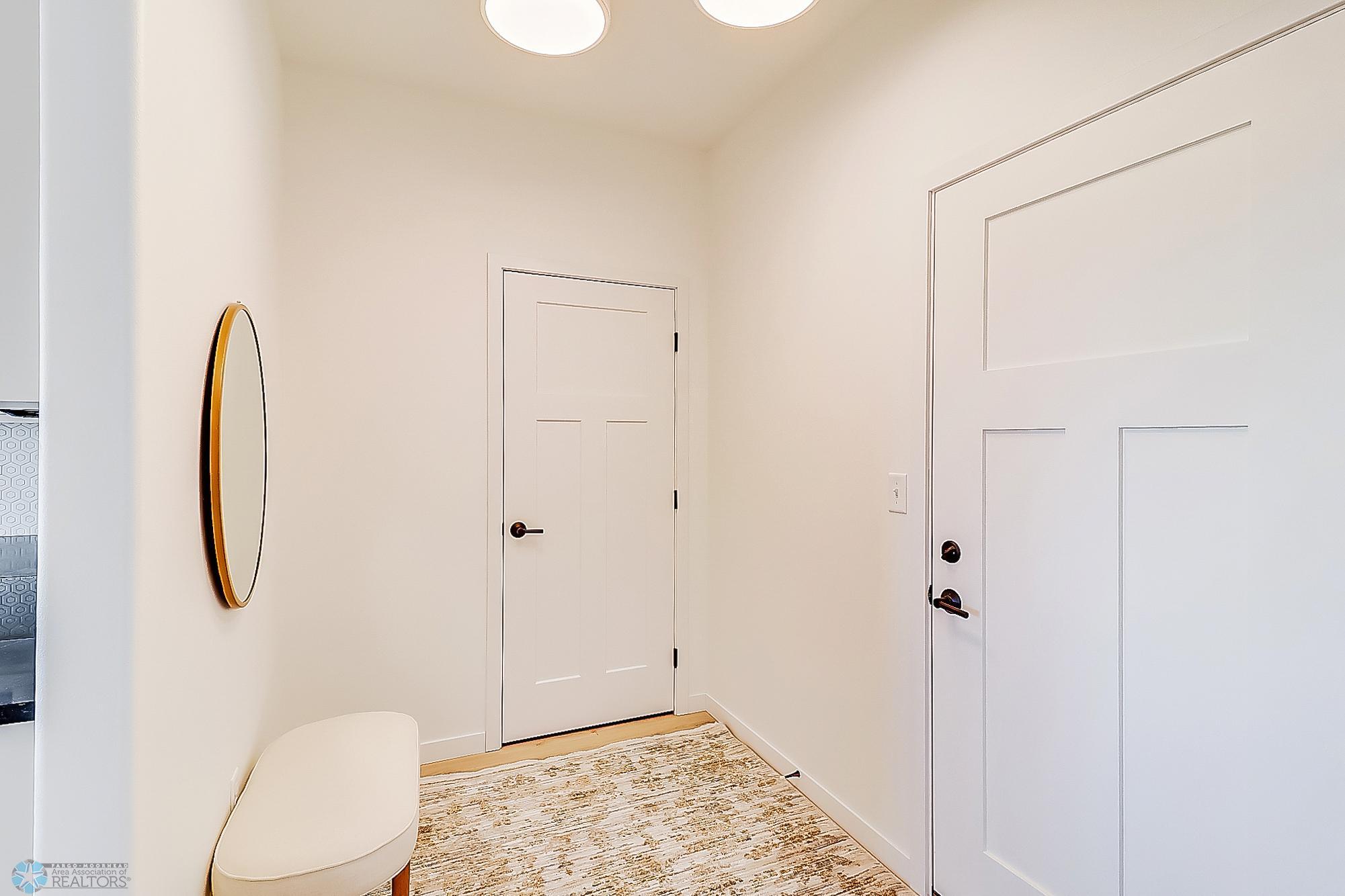 Mudroom1_1.jpg