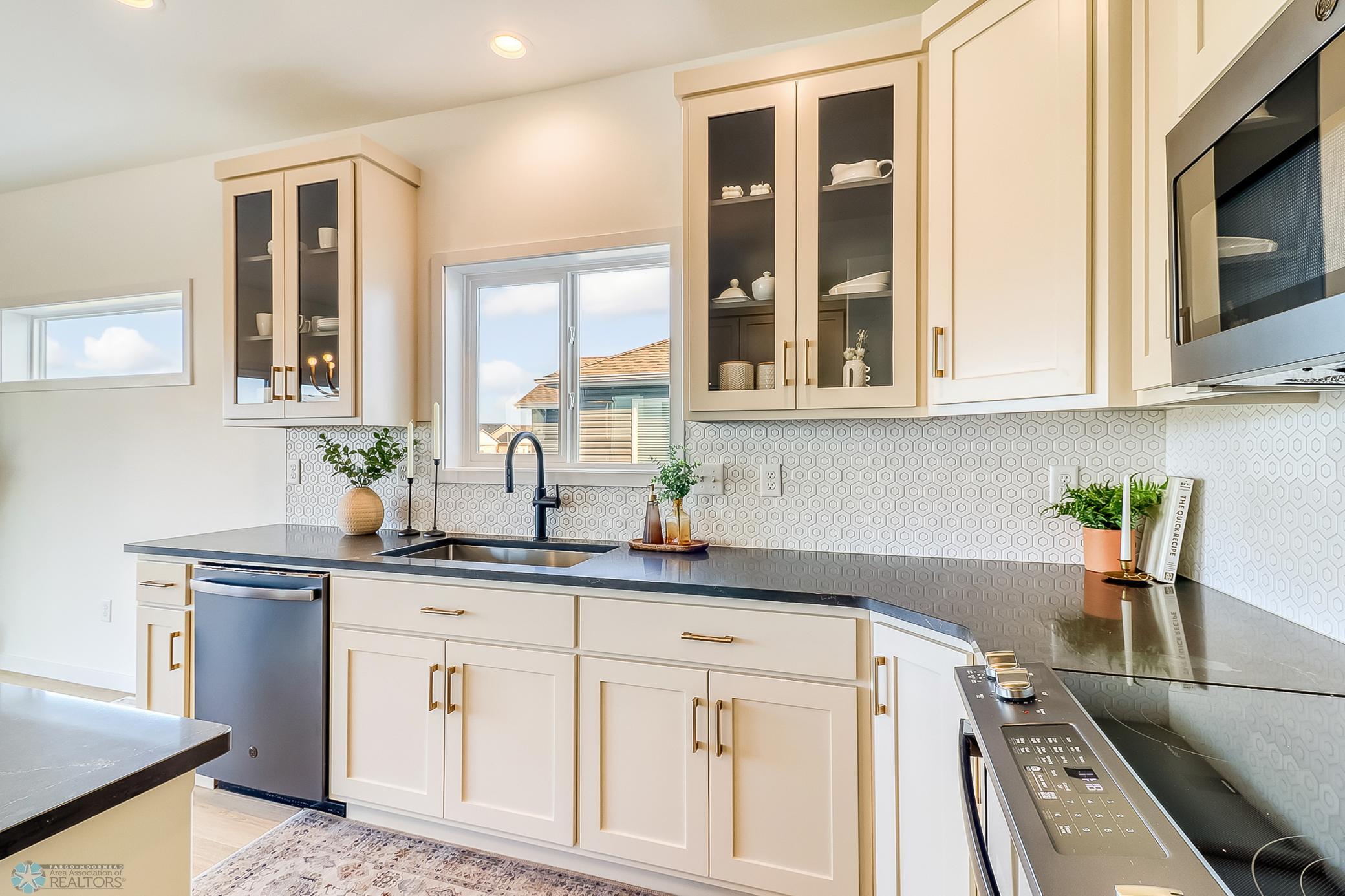 Kitchen1_5.jpg