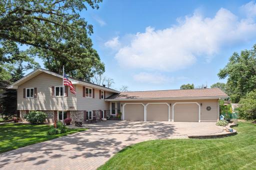 9815 161st Street W, Lakeville, MN 55044