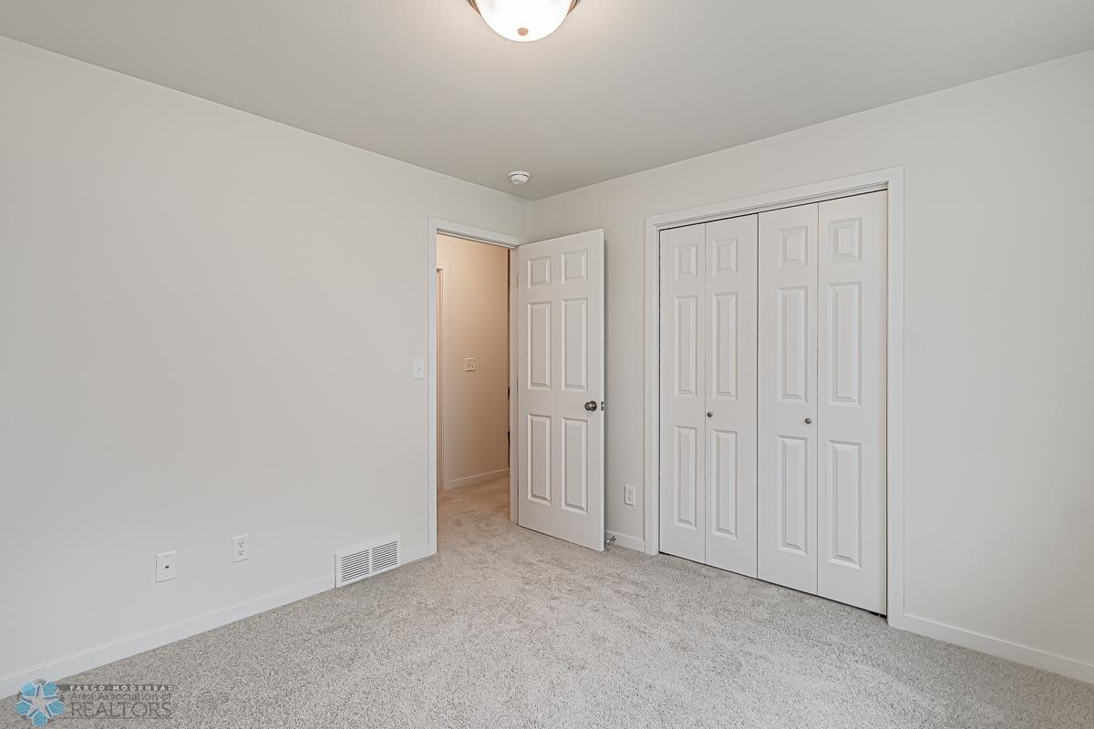 6831 Joseph St, Horace, ND 58047-25.jpg