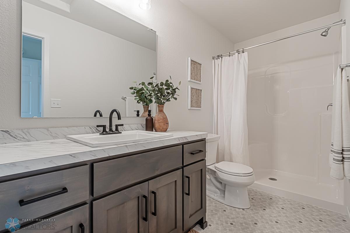 6831 Joseph St, Horace, ND 58047-20.jpg