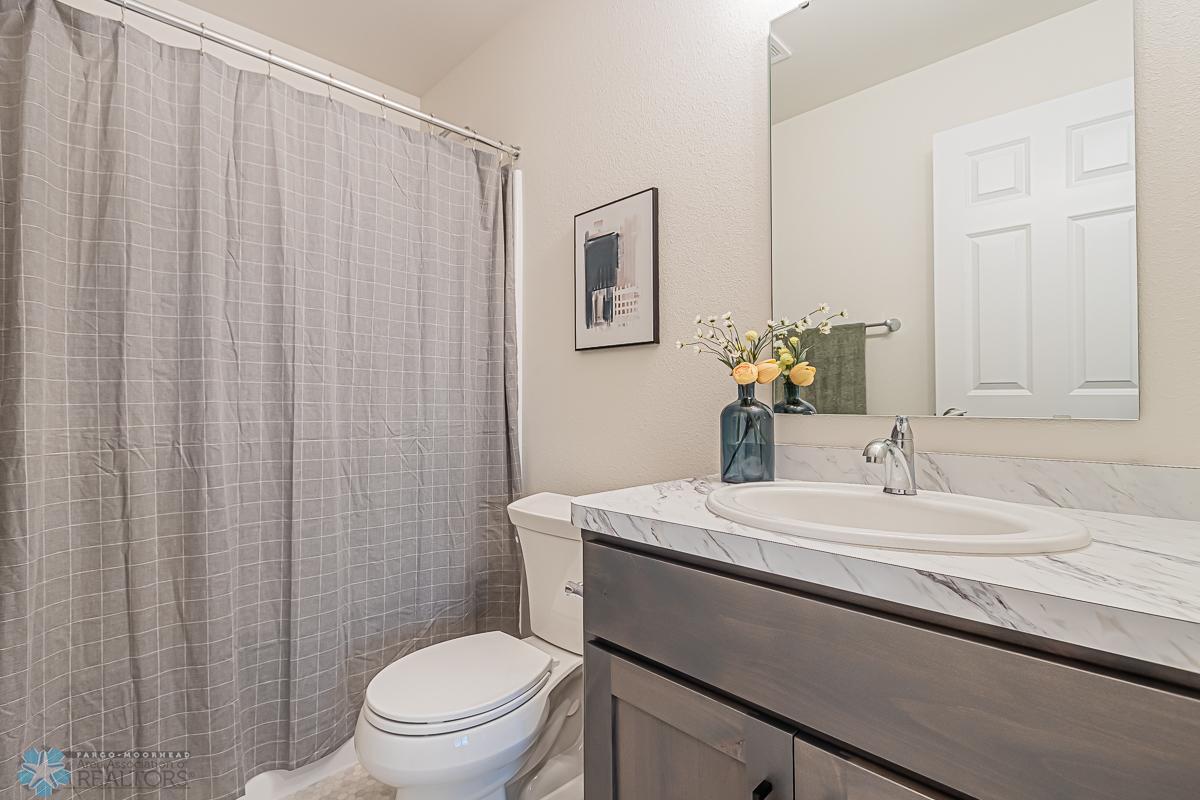 6831 Joseph St, Horace, ND 58047-27.jpg