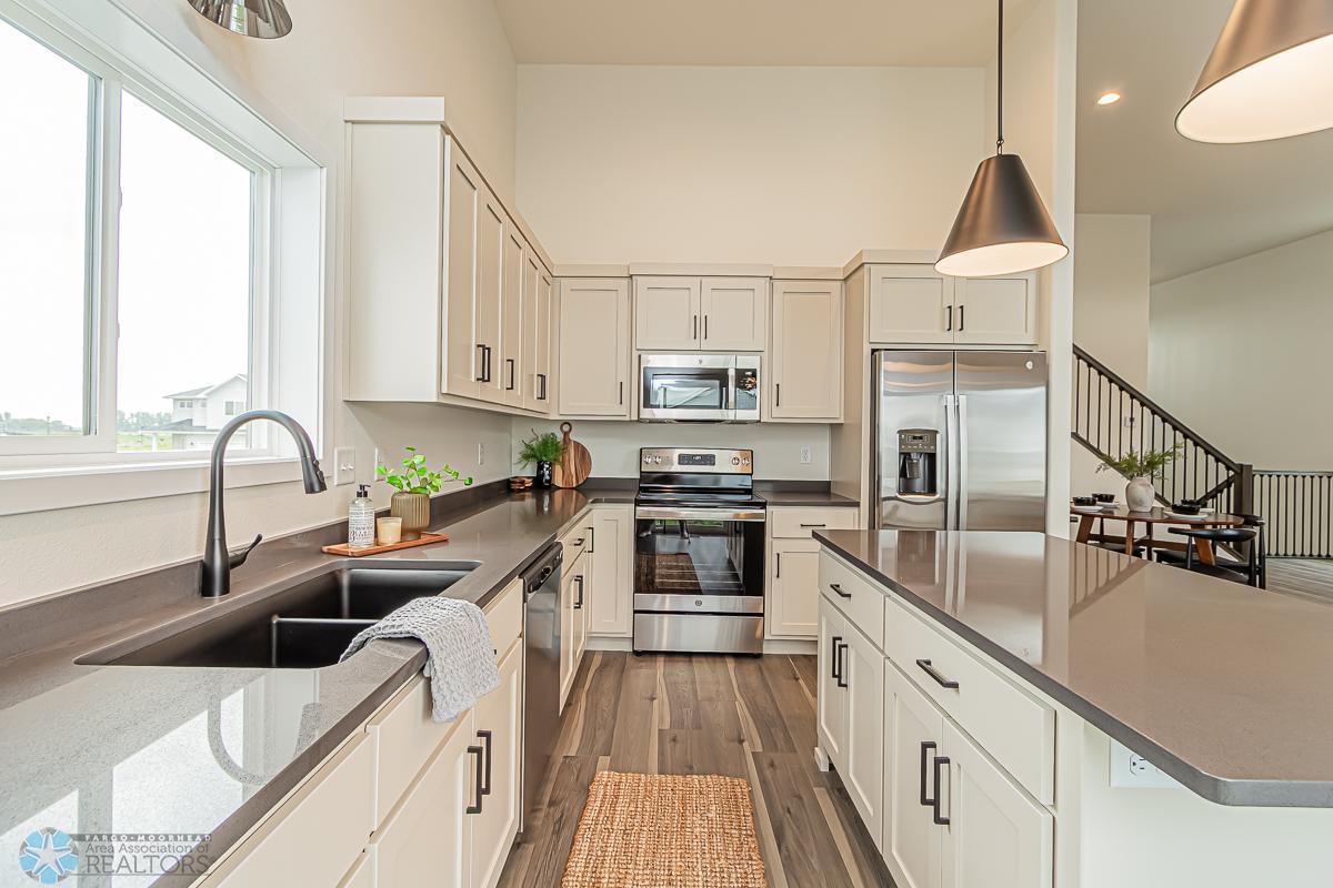 6831 Joseph St, Horace, ND 58047-10.jpg