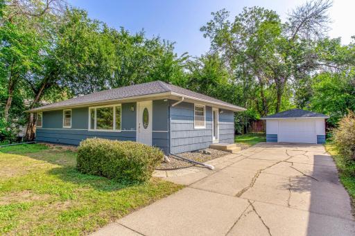 1647 Ford Road, Hopkins, MN 55305