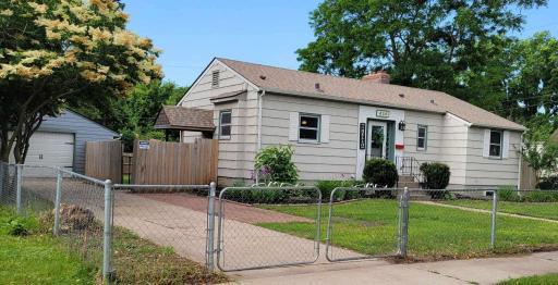434 Rose Avenue E, Saint Paul, MN 55130