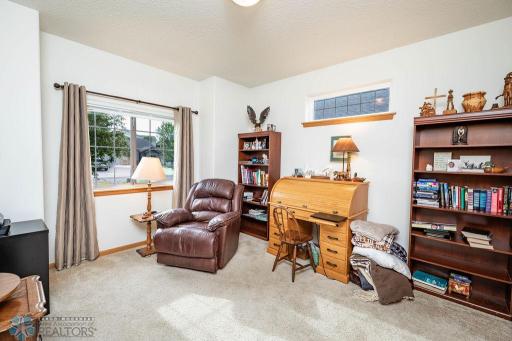 3411 25th Street S, Moorhead, MN 56560