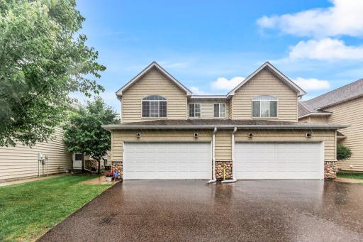 1227 Dupont Lane N, Minneapolis, MN 55444
