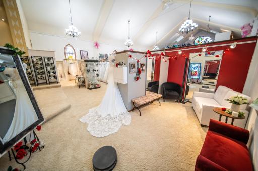 737 Whitewater Ave, Saint Charles, MN 55972