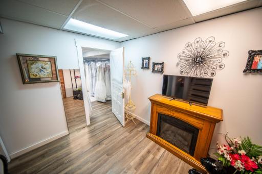 737 Whitewater Ave, Saint Charles, MN 55972