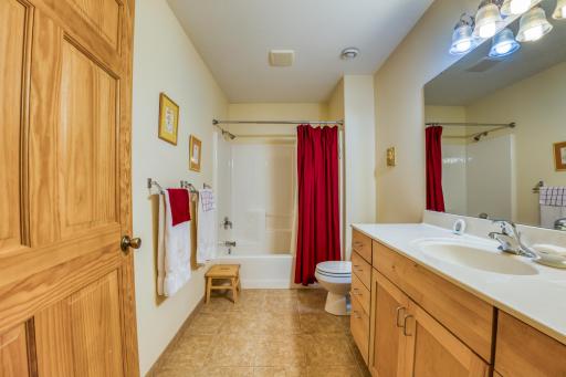 5503 Mallard Lane NE, Bemidji, MN 56601