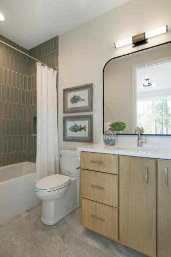 1038 Lake Street E, Wayzata, MN 55391