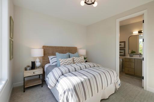 1038 Lake Street E, Wayzata, MN 55391