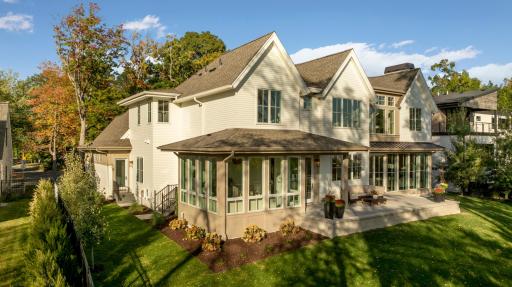 1038 Lake Street E, Wayzata, MN 55391
