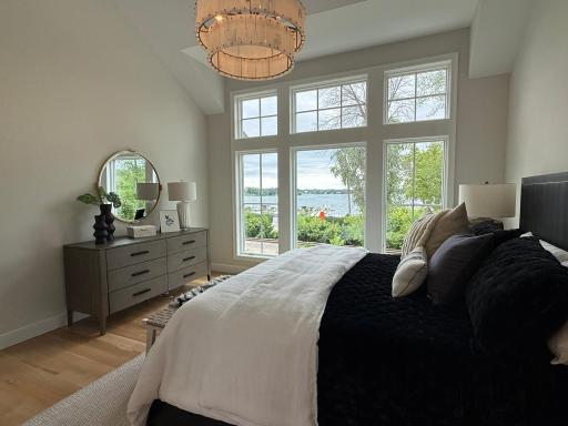 1038 Lake Street E, Wayzata, MN 55391