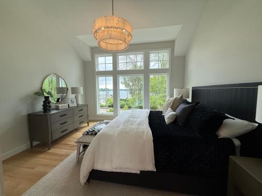 1038 Lake Street E, Wayzata, MN 55391