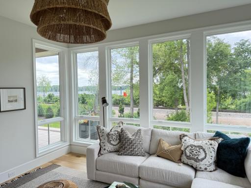 1038 Lake Street E, Wayzata, MN 55391